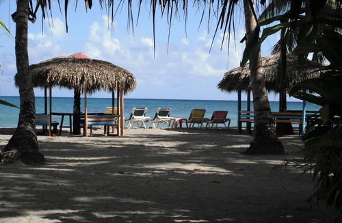 Magante Hotel | Playa Paraiso en Magante