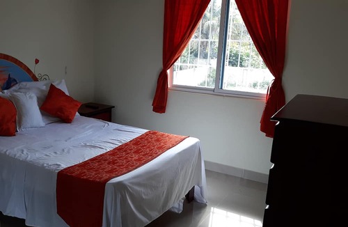 Los Melones Hotel | Edificio Cinda Foundation