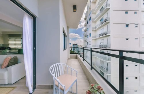 Downtown Santo Domingo Apartment | Regatta Living ll - 907