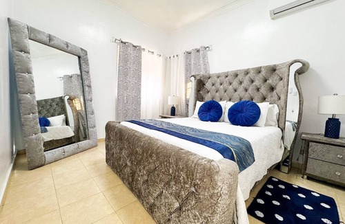 Ciudad Modelo Mirador Norte Villa | Jacuzzi Haven Villa!