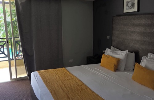 El Callejon Hotel | Hotel Niza Garden Suites