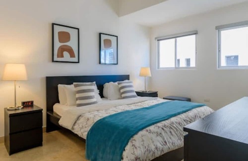 Downtown Santo Domingo Apartment | Apartment in Piantini Sleeps 12