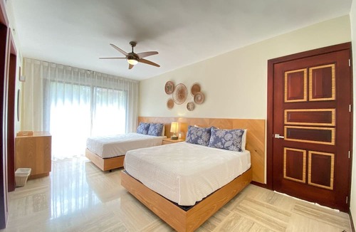 Portillo Apartment | 2BR 6 Guest Balcony in Portillo Close to Beach
