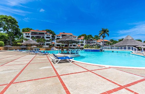 La Mulata Apartment | Serene Sosúa Retreat With the Biggest Pool in Sosua