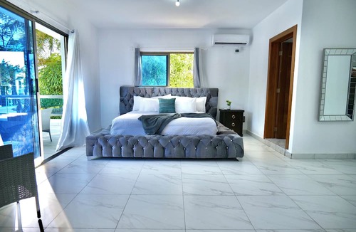 Santo Domingo Oeste Villa | Villa Pravda Guerra 4BR 6BDS 12PAX