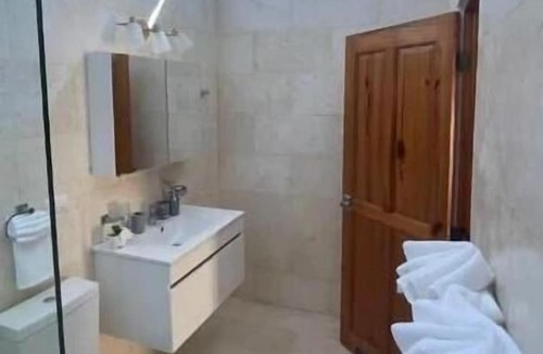 Montellano House | NEW 3bdr PH in Heart of Sosua