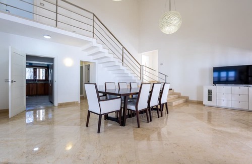 Bavaro Villa | Beachfront 8BR Villa with Pool & Maid