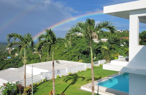 Las Terrenas Villa | Sunset Villa with Infinity Pool