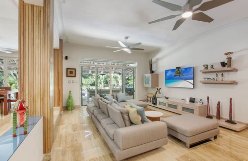 Punta Cana Villa | 5BR Villa with Pool&Beach in Punta Cana