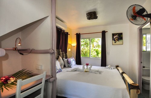 Las Galeras Hotel | B&B La Isleta Apart Hotel