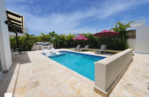 Playa Chiquita Villa | 2JA Management Group - SOV Properties