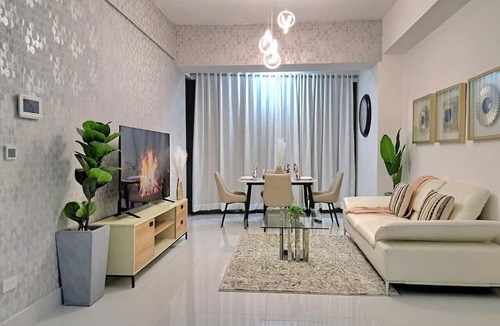 Downtown Santo Domingo Condo | Luxury Upscale City Center Condo, Rooftop Terrace, Jacuzzi, Stunning City Views