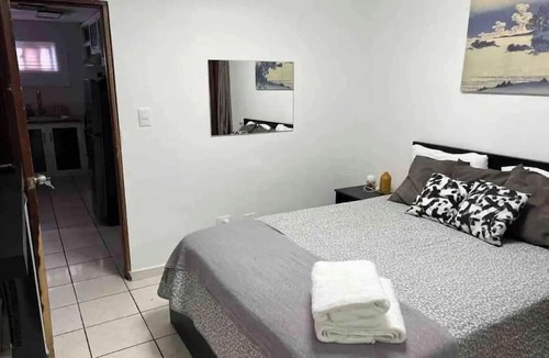 Santiago de los Caballeros Condo | ,self check-in,beautiful, céntric, first floor.