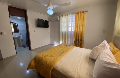 Guaricano Apartment | 4DR Inviting 3-Bedroom Stay Santo Domingo