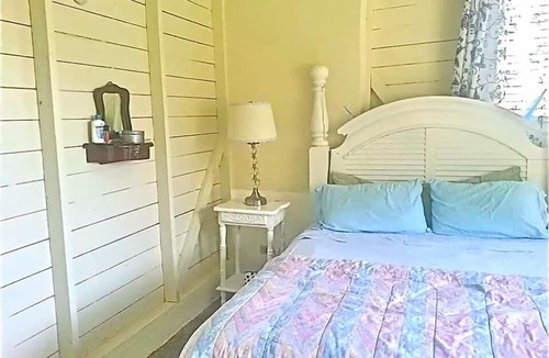 San Jose de Ocoa Cabin | MOUNTAIN COTTAGE LOCATED IN SMALL VILLAGE 25 MIN FROM SAN JOSE DE OCOA