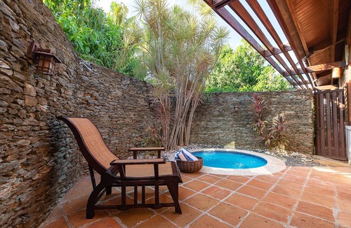 Las Palmas House | Anaima – Designer 5-Bedroom Villa in Casa de Campo with Pool & 2 Golf Carts.