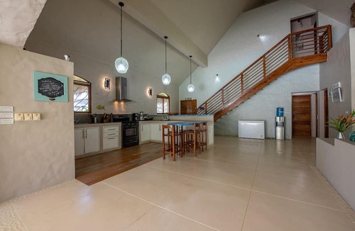 La Iglesia Villa | Perfect Getaway – Villa with Pool & Jacuzzi Near Town & Beach, Las Terrenas
