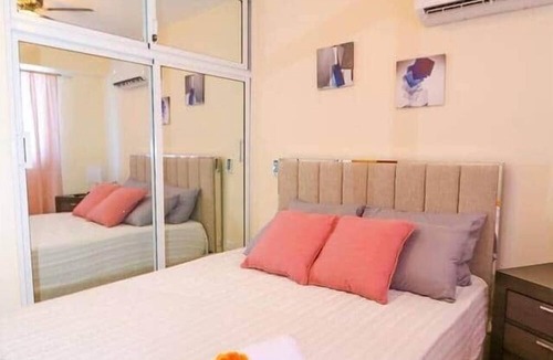 San Cristobal Apartment | Beautiful 2Bd/2bath apt W. AC, Garage & roof top