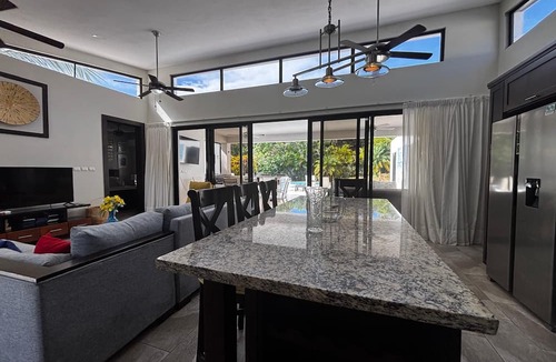 La Mulata Villa | Private 4 BR, Secluded, Lg Pool/Lawn, Fenced