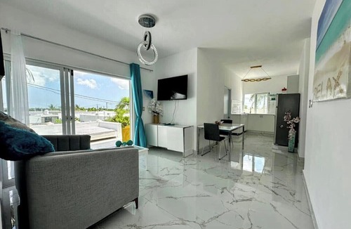 Veron Apartment | Mariposa Apartments