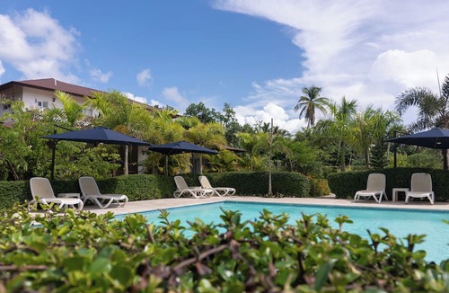 Sanchez Apartment | Premium suite in a villa with garden and pooln