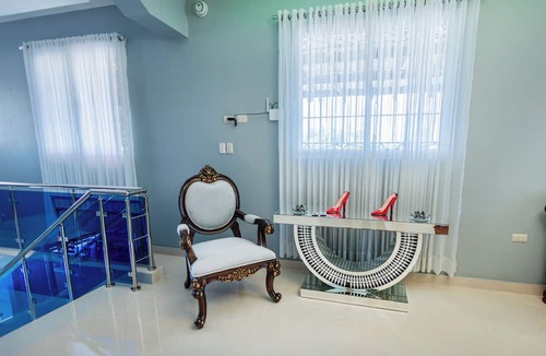 Santiago de los Caballeros House | Villa Mirella , Santiago Poolside retreat