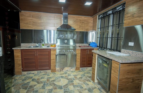 Santiago de los Caballeros House | Villa Mirella , Santiago Poolside retreat