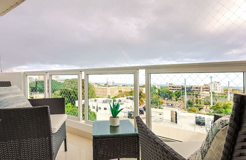 Ciudad Universitaria Apartment | Beautiful well appointed City Center 2BD Condo, Full AC, Fast Wi-Fi, Near all.