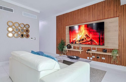 Downtown Santo Domingo Apartment | Upscale, City Center Luxury Condo, Beautifully Decorated, King Bed, Pool.