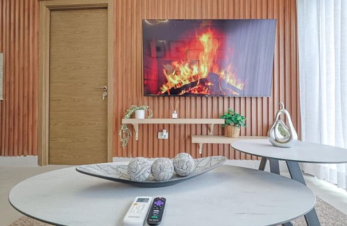 Ciudad Universitaria Apartment | Beautiful Centric Apt, Full AC, Fast Wi-Fi, Pool, Gym, Near All
