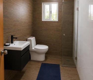 Cayetano Germosen Apartment | Hergoz apartments Suite-Ray