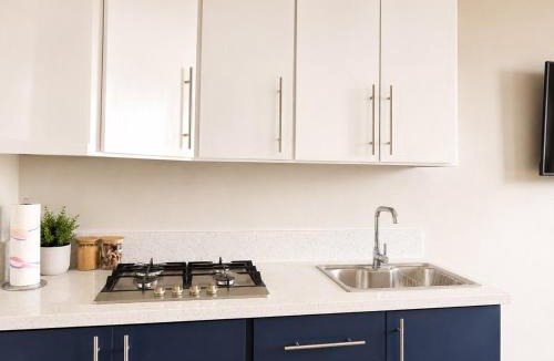 Cayetano Germosen Apartment | Suites-Alexa by HERGOZ