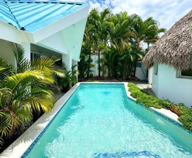 El Callejon Villa | Villa Emili 6 Habitaciones a 10 Minutos de las Mejores Playas