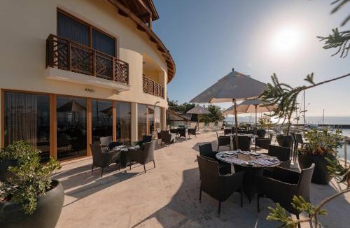 Puerto Bahia Villa | 3BR Beachfront townhouse at Puerto Bahia