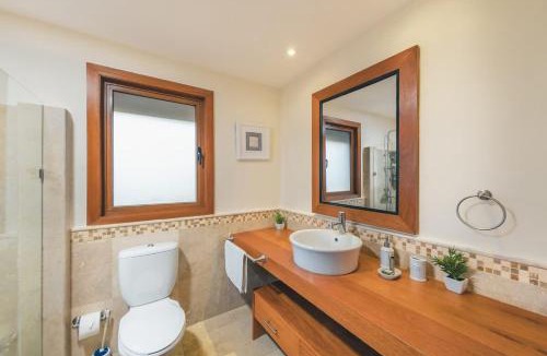 Puerto Bahia Villa | Luxurious Villa at Puerto Bahia with Great Views