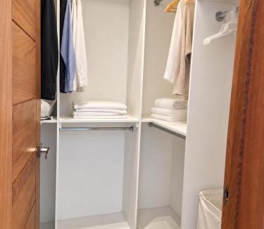 Downtown Santo Domingo Apartment | Refa Piantini Suites