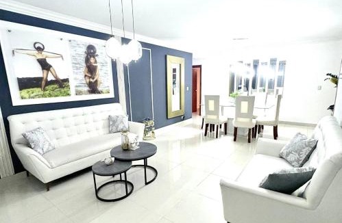 Ensanche Isabelita House | Spacious 3BR Near Airport Ocean