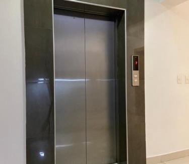Ensanche Independencia Apartment | Tower 252 Modern Apartment in Gazcue, Santo Domingo Near Zona colonial