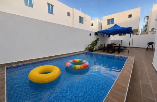 Prado Oriental House | Victory