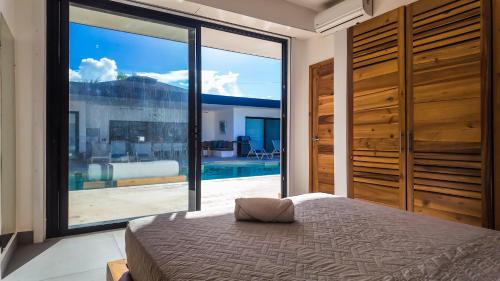 La Iglesia House | 5 Bedroom Villa With BBQ and Washer