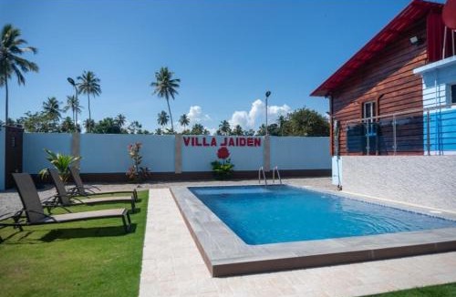 Sanchez Villa | Villa Jaiden Casa Madera