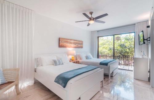 Portillo Apartment | Portillo Residences 2BR apartment pool and beach