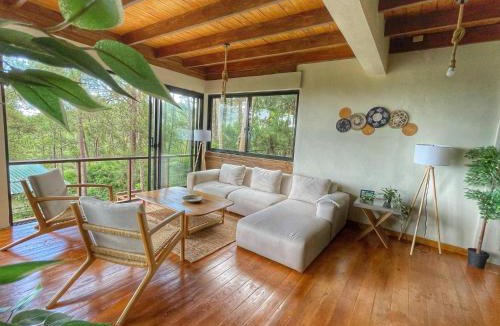Jarabacoa Villa | Escpate al Bosque Villa Completa Piscina BBQ Hasta 12 Huspedes