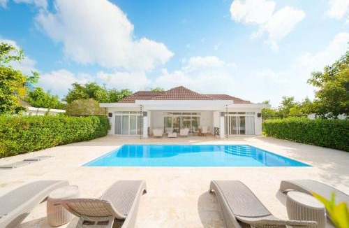 Playa Chiquita Villa | Luxury 2BR Villa in Ocean Village by Santa Fe