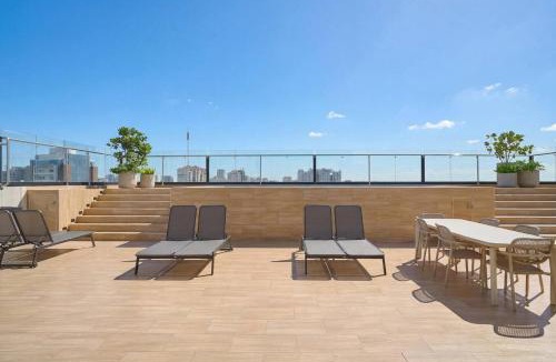 La Julia Apartment | Nizacitytower Downtownsd Poolgymbalcony