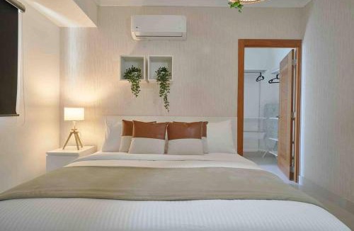 Santo Domingo Apartment | Theaura S Viewdowntownsdpoolgymlounge Bbq