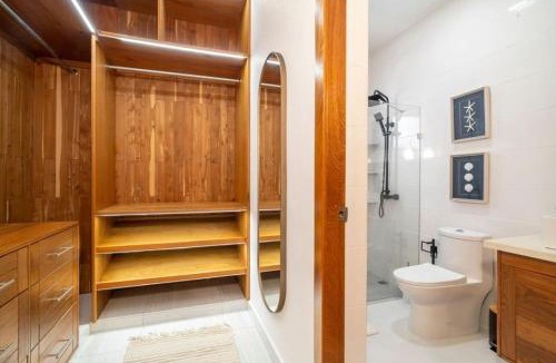 Residencial El Doral Villa | Luxury Villa 4 BR Private Pool 20 minutes to Airport