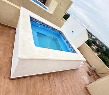 La Romana Apartment | Penthouse 4 habitaciones jacuzzi privado caleta romana