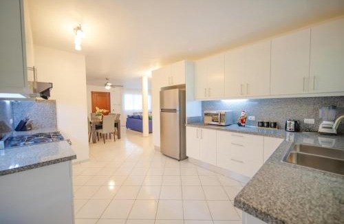 Urbanizacion Tavarez House | COZY 7BR Villa BIG POOL Close to beach