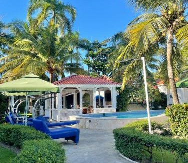 ProCab Apartment | Villas Carela, Villas Privadas con Piscina y Jacuzzi a 2 Minutos de la Playa de Cabarete